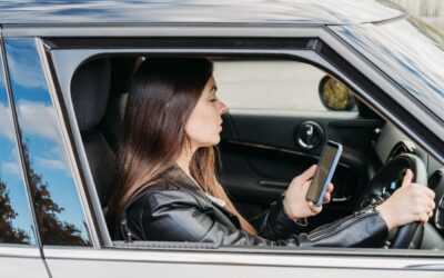 New Distracted Driver Road Rules – VIC Roads